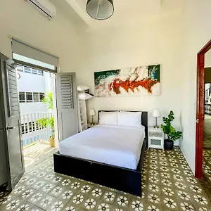 Nando's Place Aparthotel